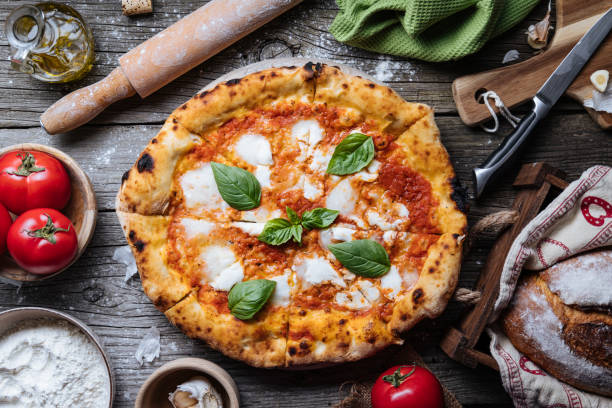 Authentische italienische Pizza aus dem Steinofen